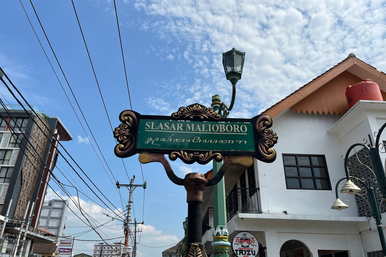 Wajib Masuk Itinerary! 10 Kuliner Malioboro yang Bikin Kangen Jogja