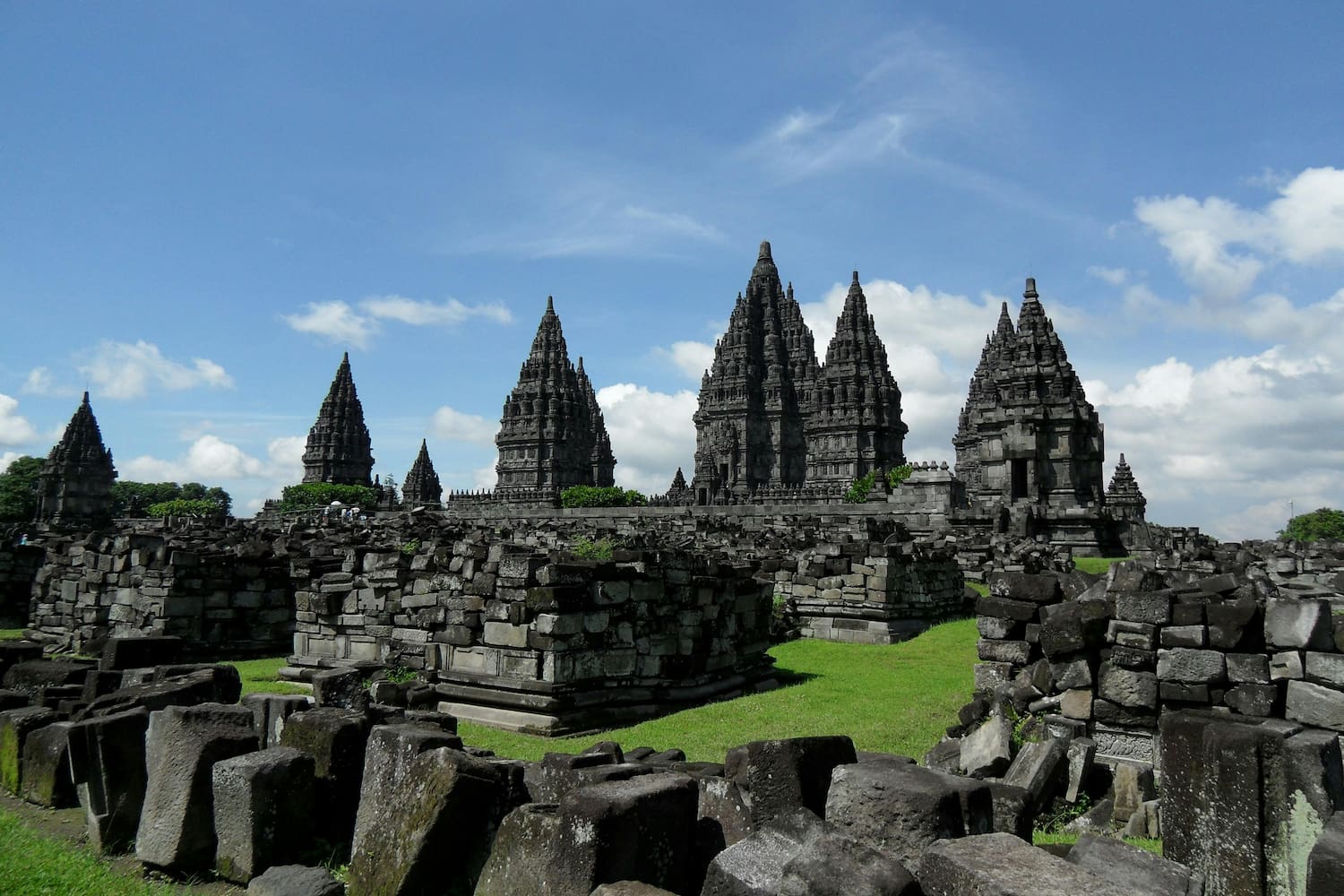 Tempat Wisata Jogja Paling Hits & Wajib Dikunjungi!