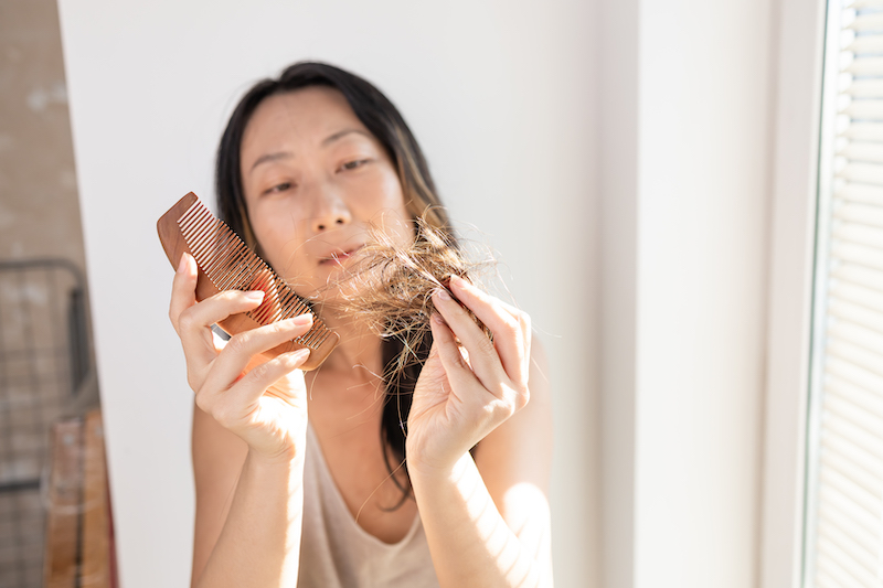 Stop Rambut Rontok! Begini Cara Mudah dan Efektif untuk Kesehatan Rambutmu
