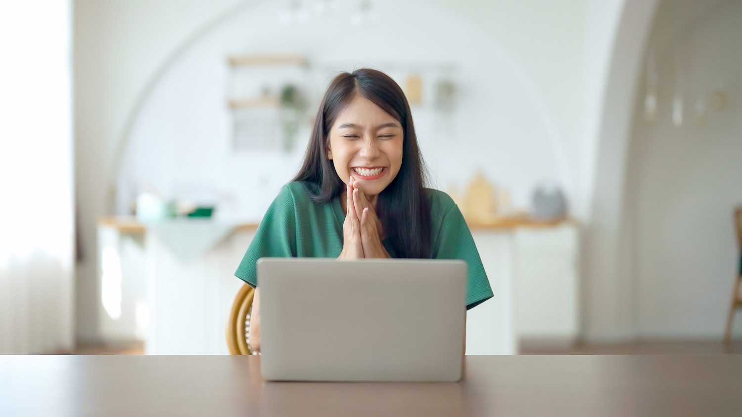 Klaim Promo Hari Ini di DOKU.Promo Biar Belanja Akhir Tahun Makin Hemat - DOKU.Promo
